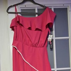 XOXO Women's Fuchsia Maxi Skirt with Ruffle